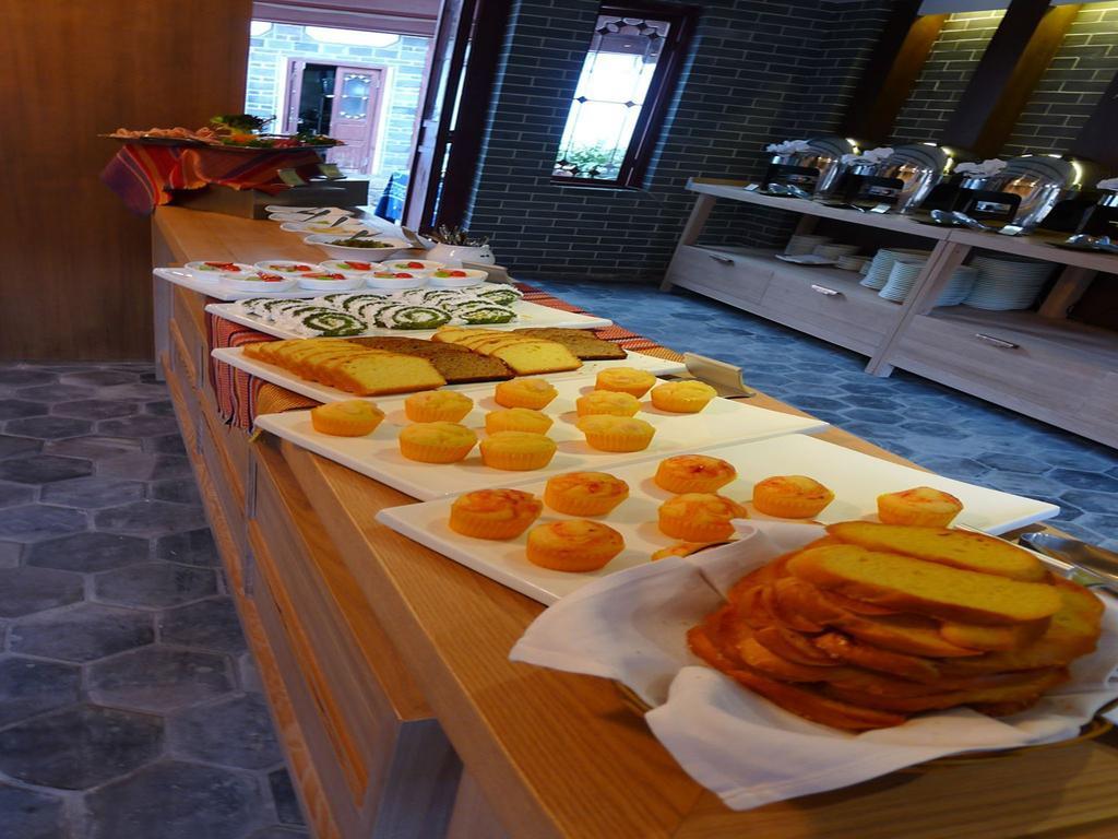 Lijiang Ivy Garden Resort Hotel Zewnętrze zdjęcie